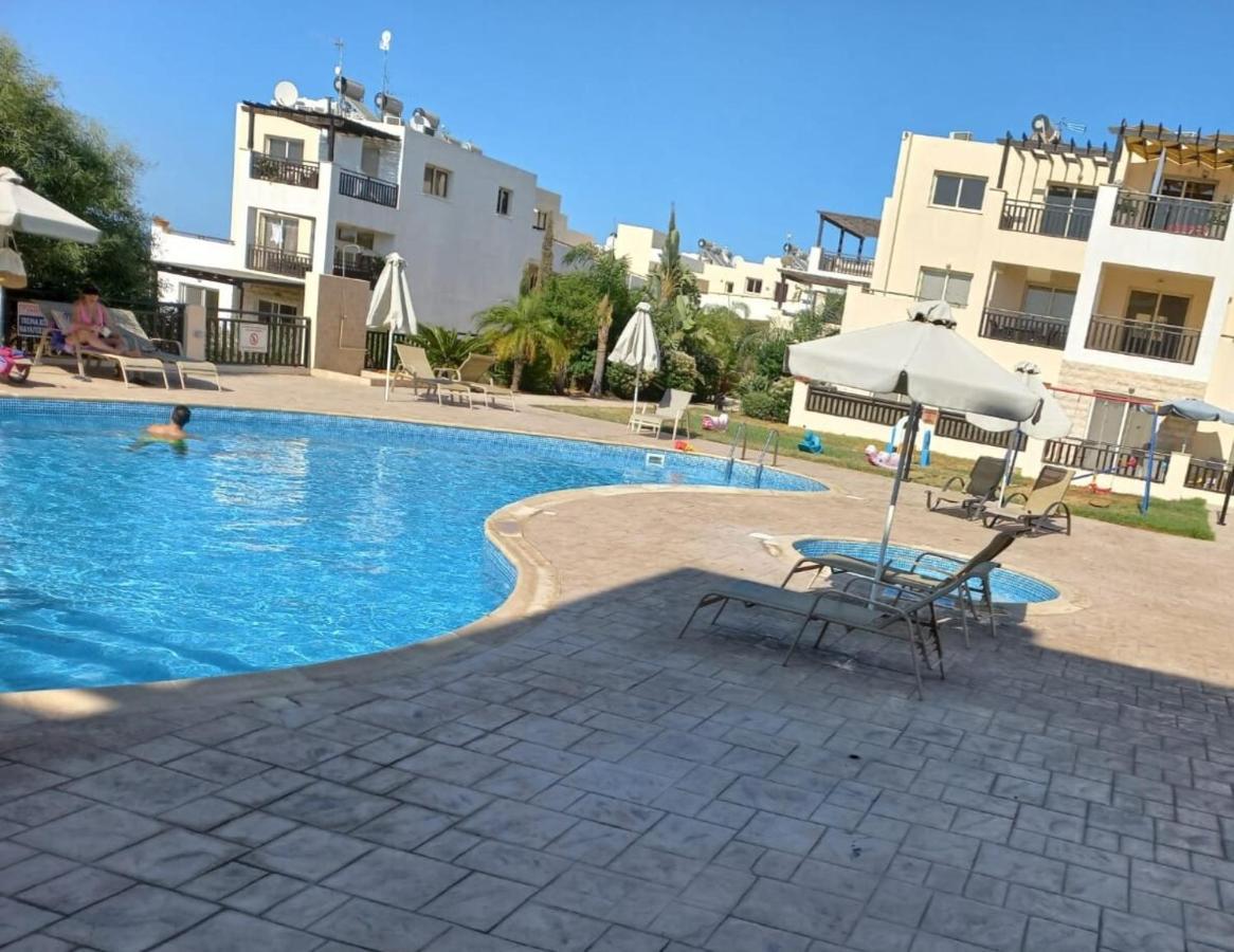 Modern Studio Apartment Armonia Court Paralímni Extérieur photo